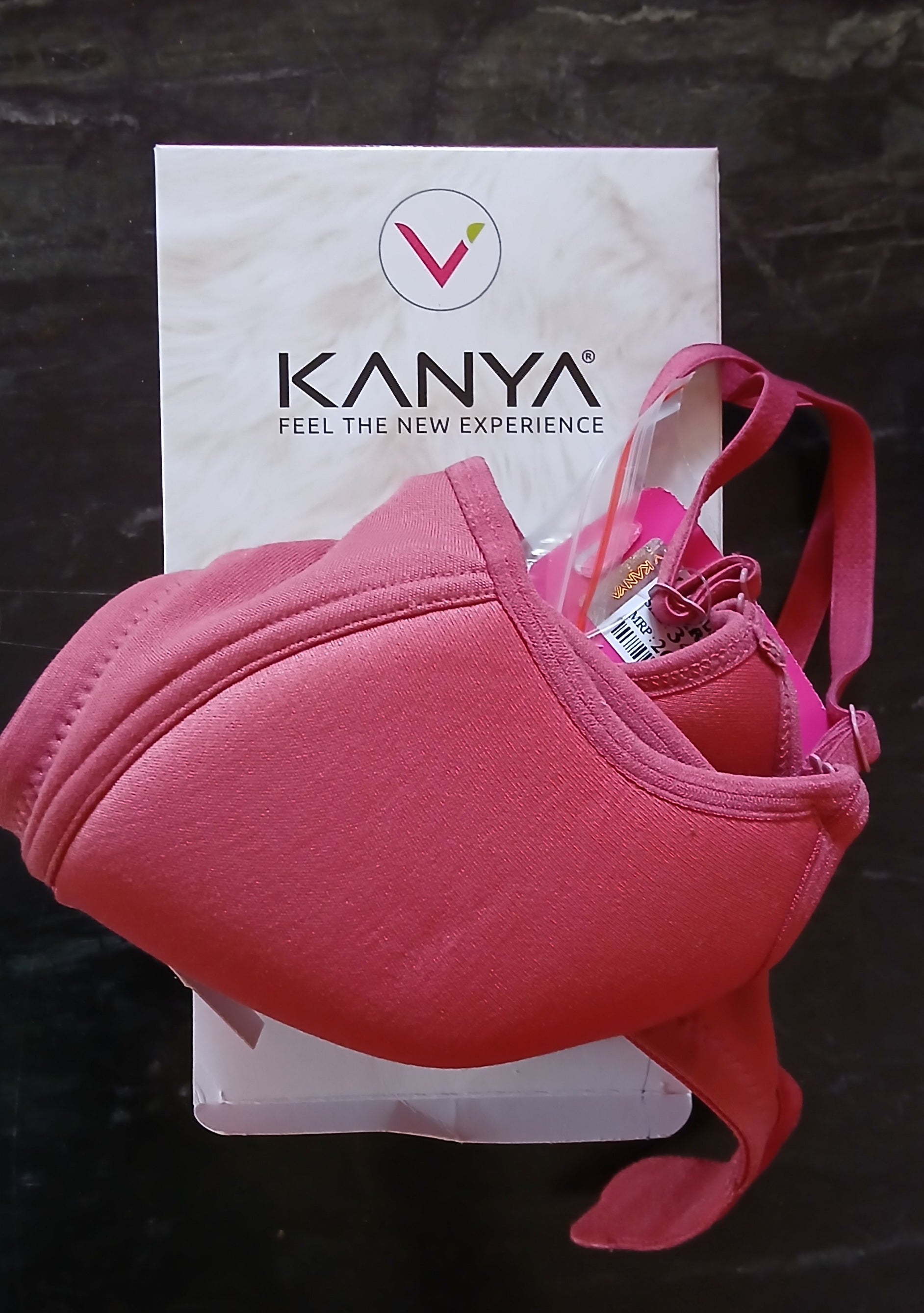 BRASSIERES ( Padded color )